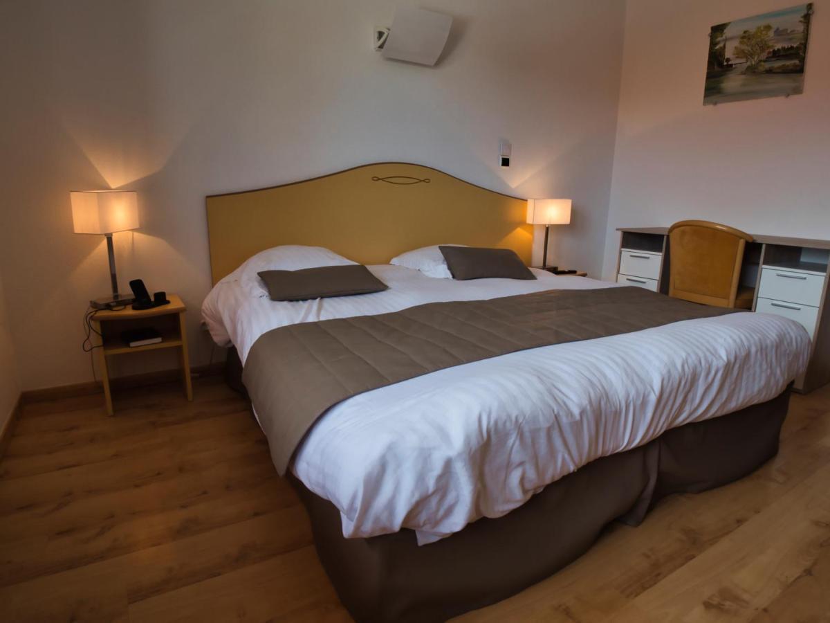 Le Champ Des Lys Hotel Amancey Eksteriør billede