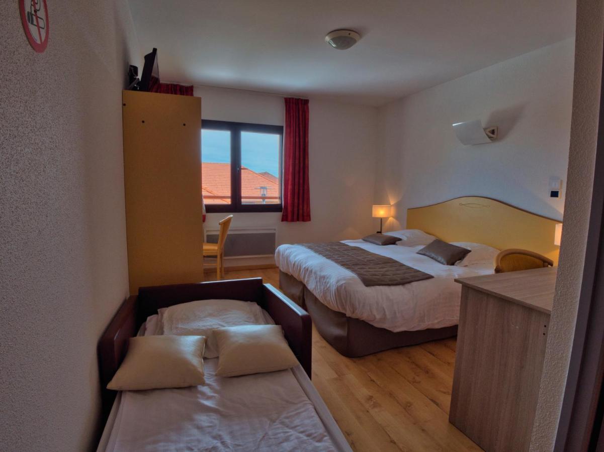 Le Champ Des Lys Hotel Amancey Eksteriør billede