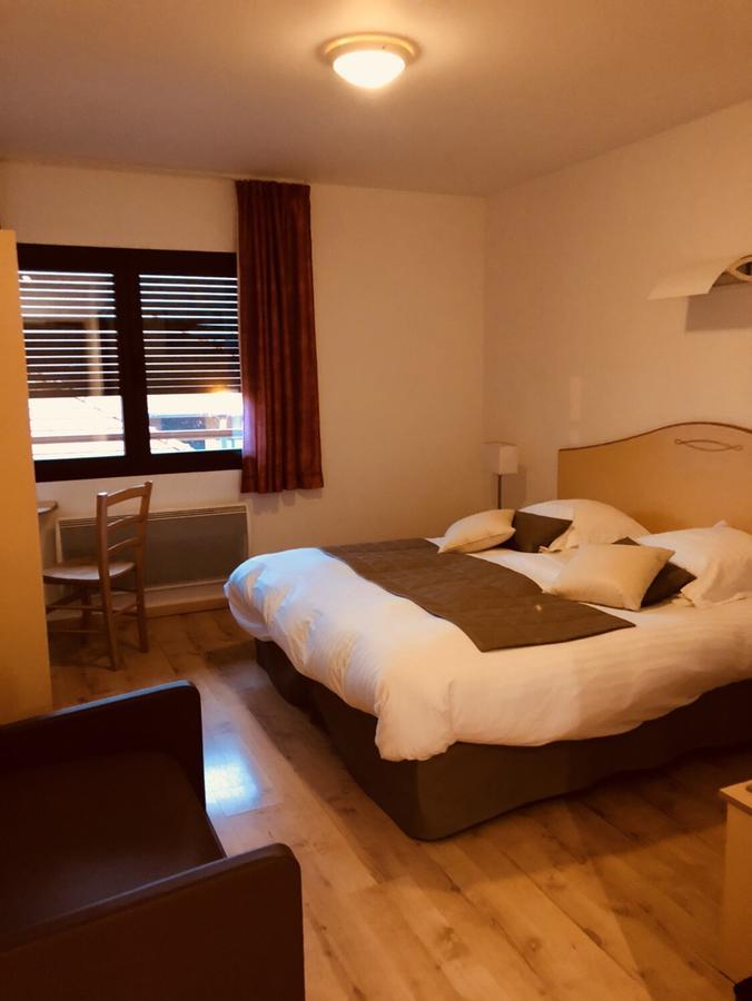 Le Champ Des Lys Hotel Amancey Eksteriør billede